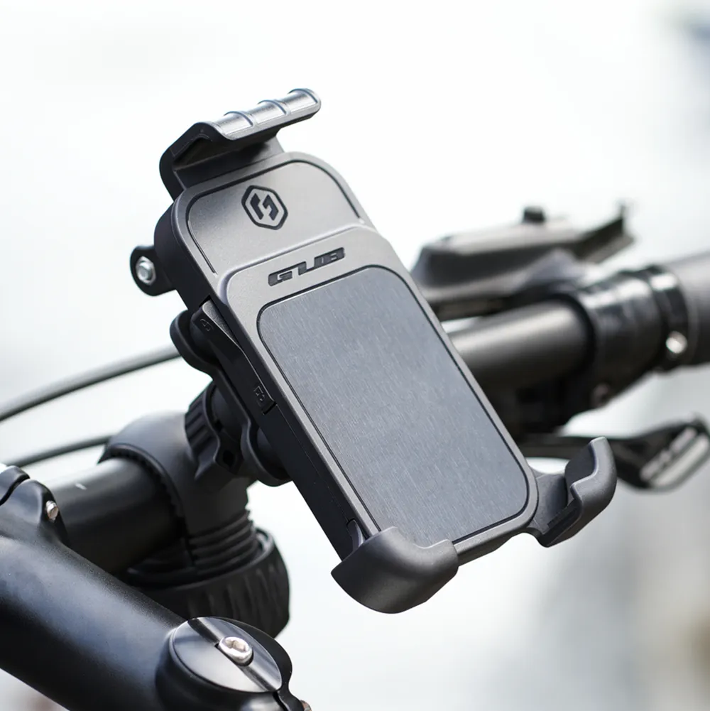 GUB P19 phone holder mounted on a bike handlebar