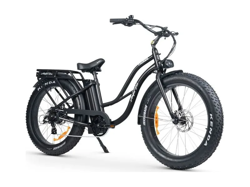 AMPD Bros Chubbie-S 2 step-through fat tyre cruiser, three quarter studio view on white background
