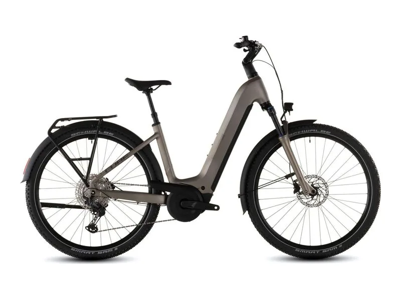 cube Nuride Hybrid Pro 600 electric bike, side profile on white background