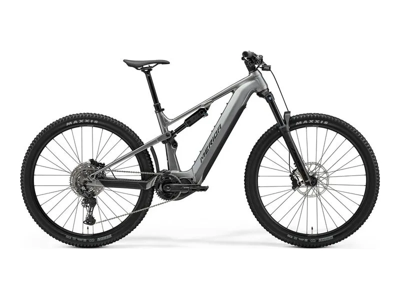 merida eOne-Forty 400 electric bike, side profile on white background